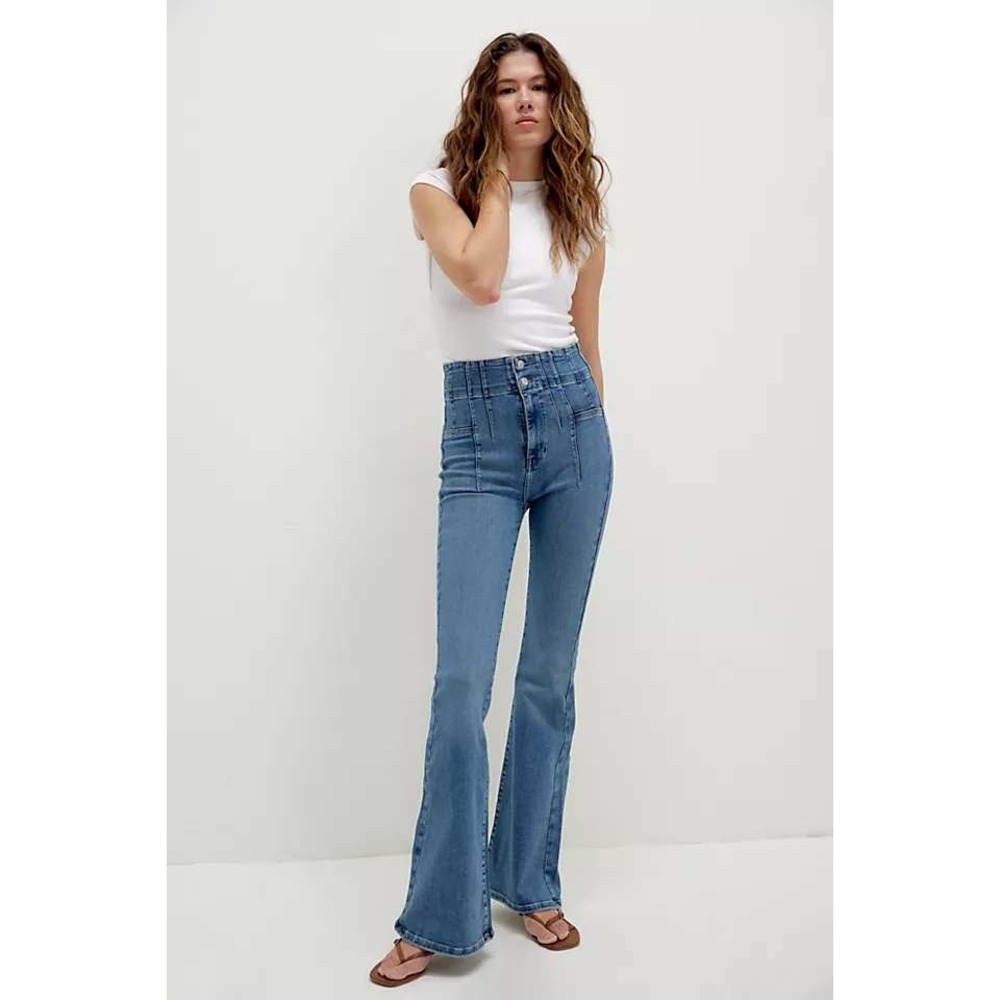 Free People We The Free Jayde Flare Jeans Medium Wash Ultra High Rise Size 29